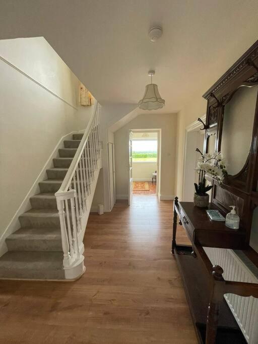 Beautiful Farmhouse An Hour'S Drive From Four Irish Cities Clonmel Extérieur photo